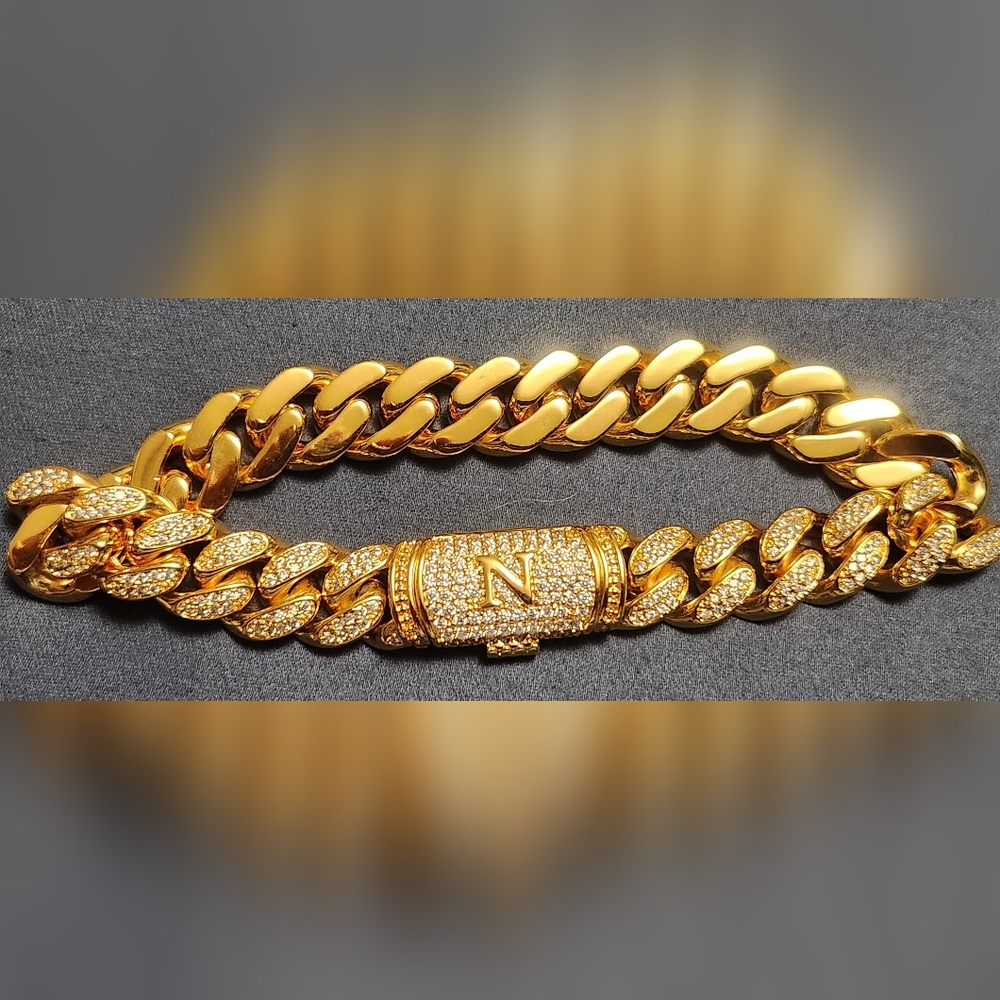 ETEVON CAPITAL INITIAL "N" LETTER BRACELET